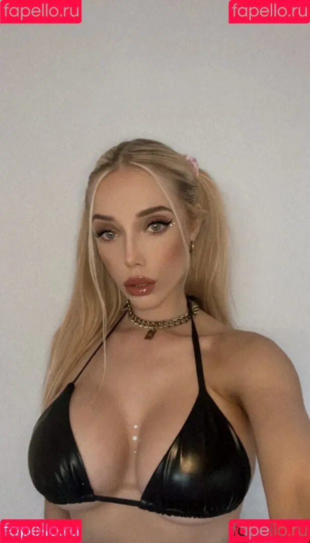 Pauline Sophie Onlyfans Photo Gallery 