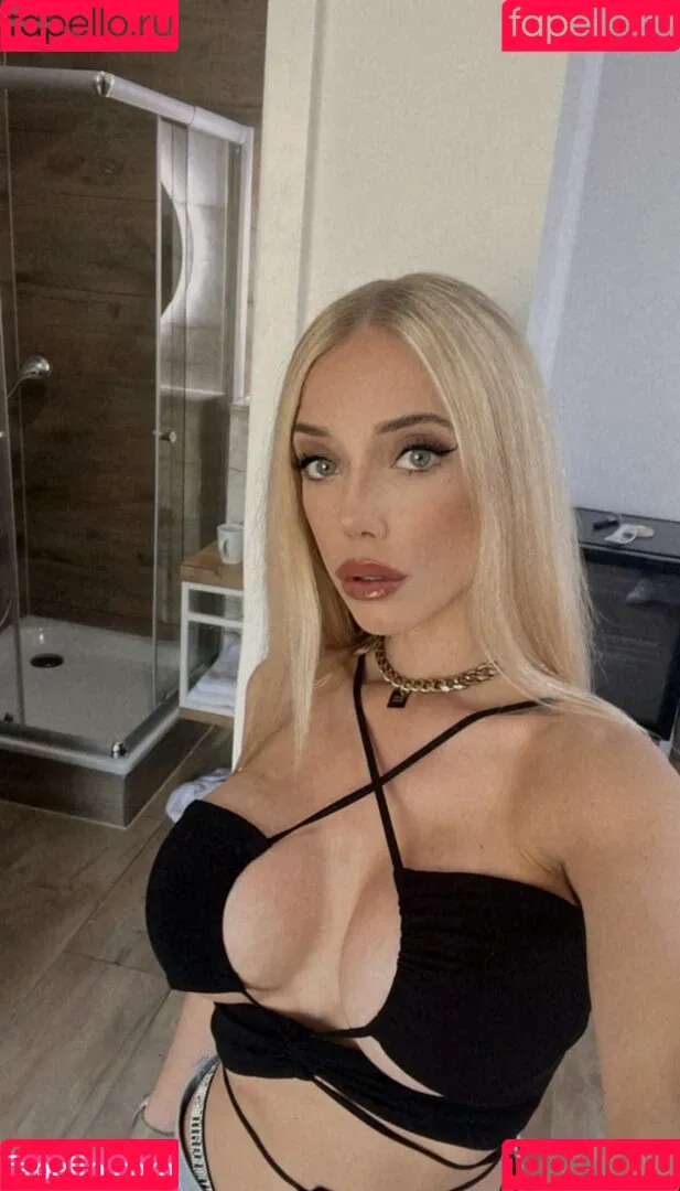 Pauline Sophie Onlyfans Photo Gallery 