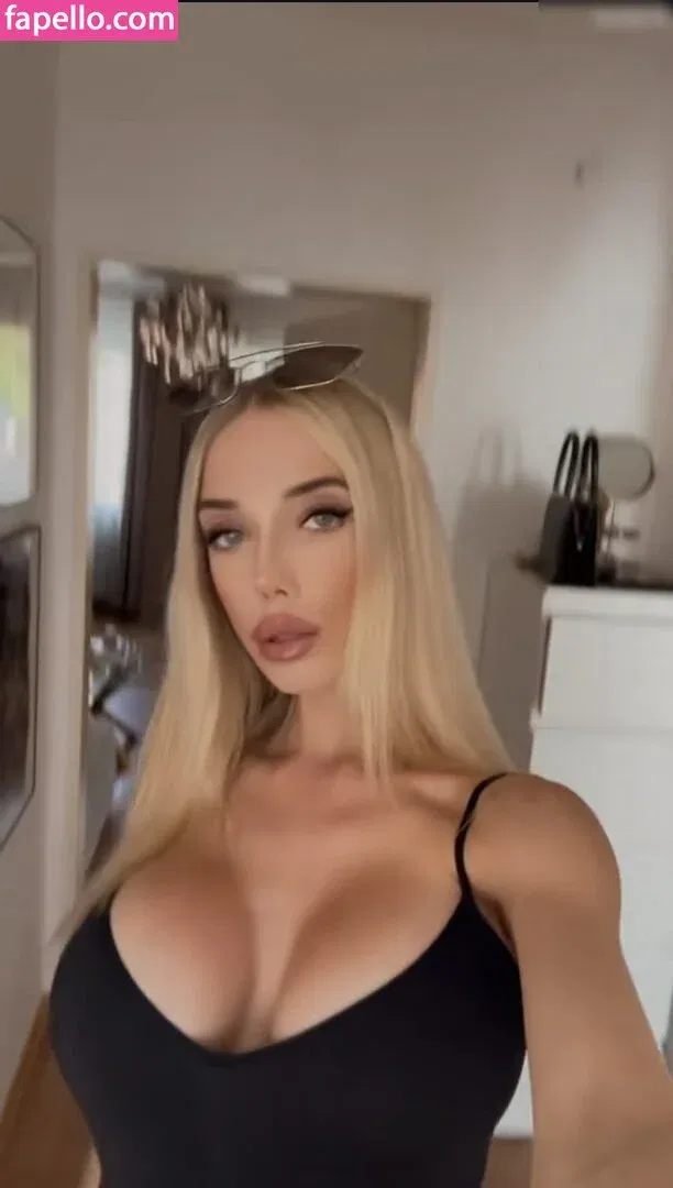 Pauline Sophie Onlyfans Photo Gallery 