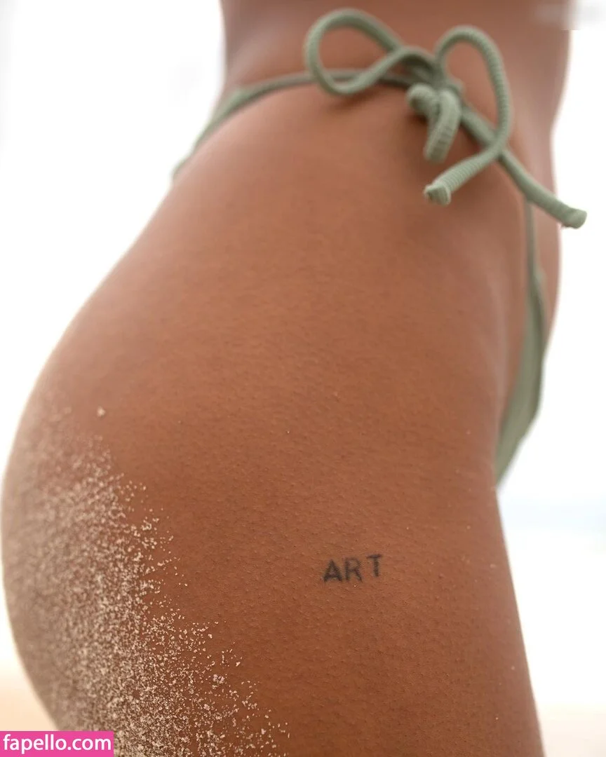 Reconter Onlyfans Photo Gallery 