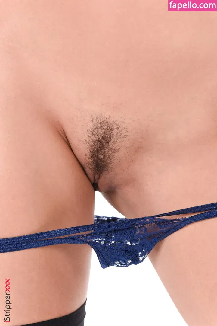 Milan Cheek Onlyfans Photo Gallery 