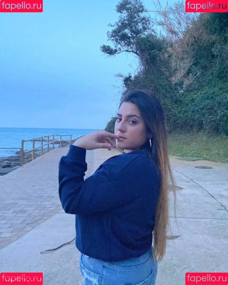 Maria Pinzon Onlyfans Photo Gallery 