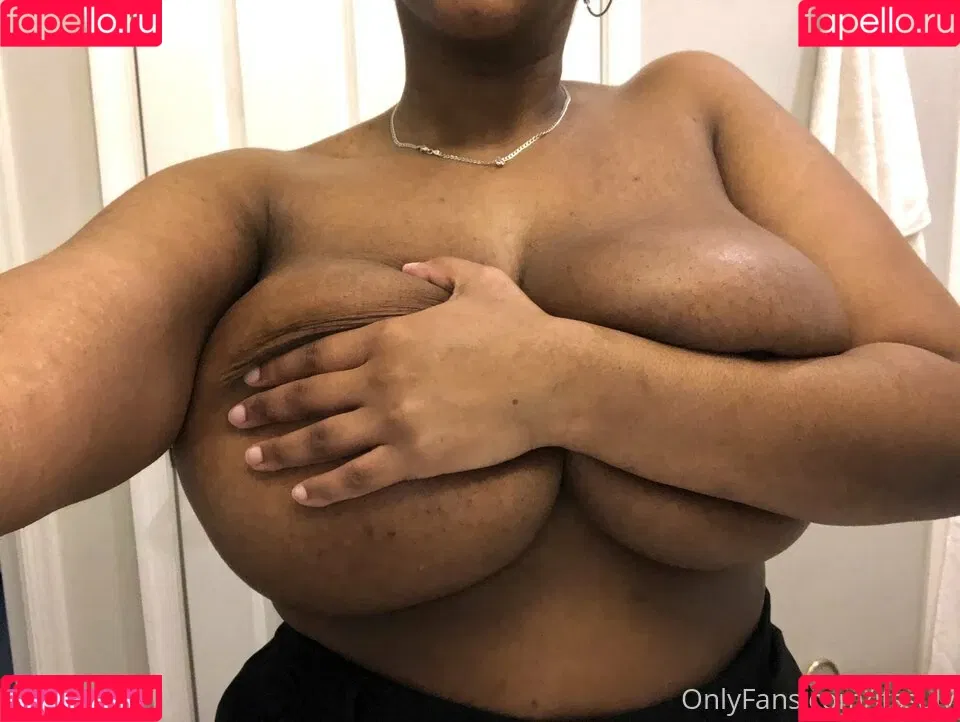 Suly Onlyfans Photo Gallery 