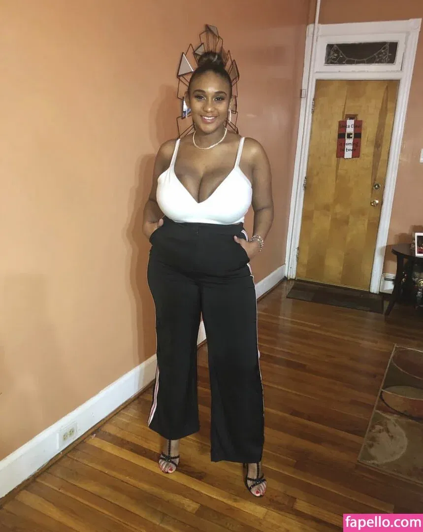 Suly Onlyfans Photo Gallery 