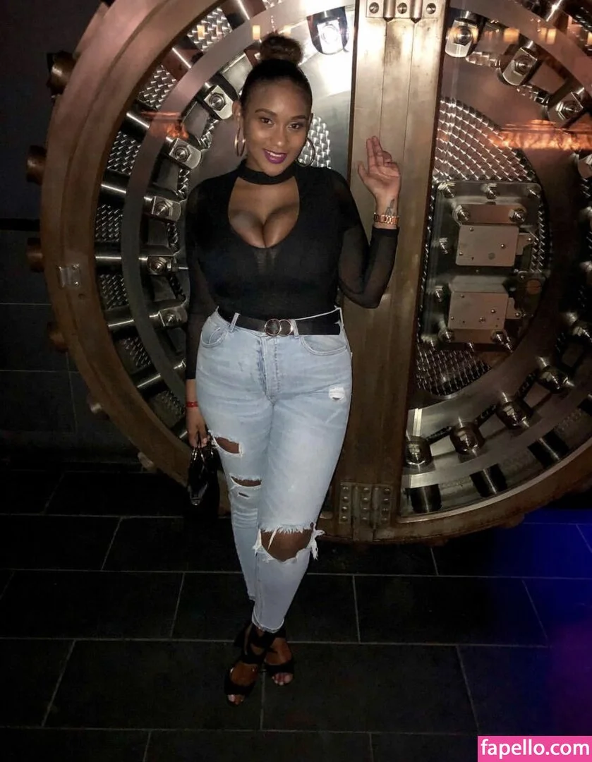 Suly Onlyfans Photo Gallery 