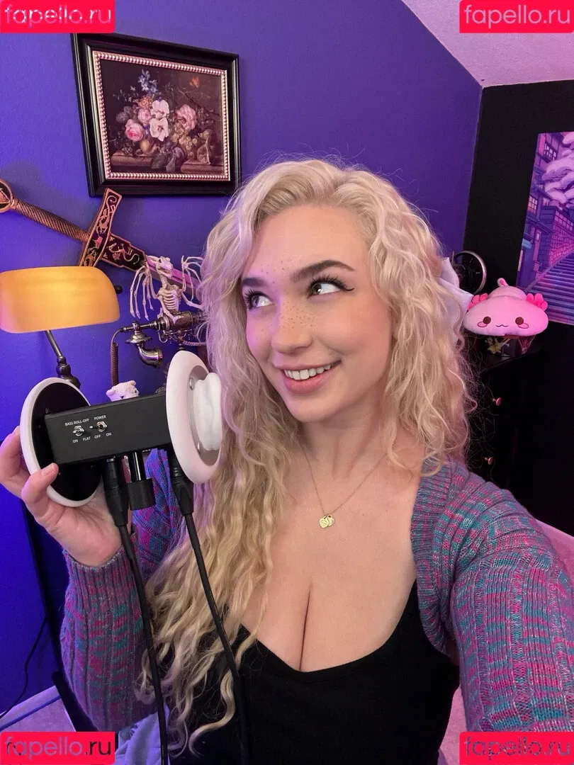 RoseASMR Onlyfans Photo Gallery 