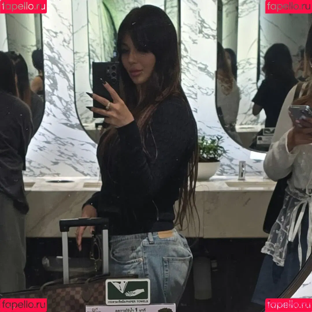 Ayesha Takia Onlyfans Photo Gallery 