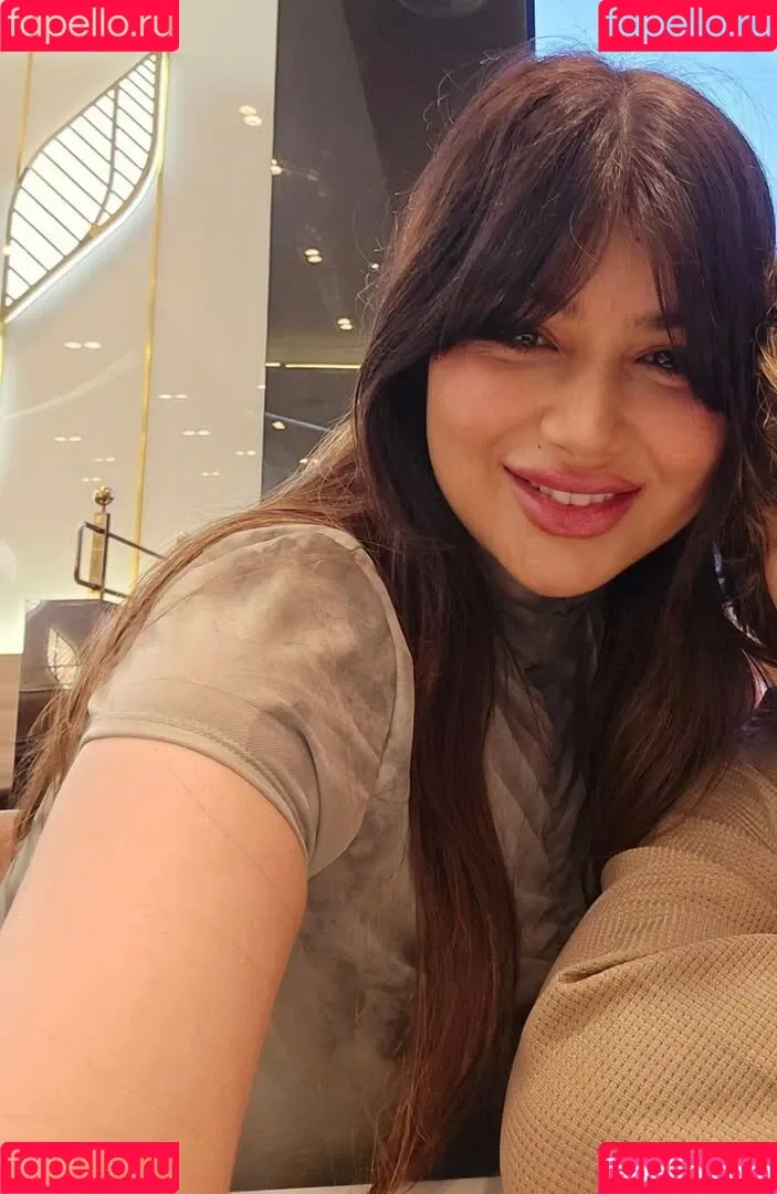 Ayesha Takia Onlyfans Photo Gallery 