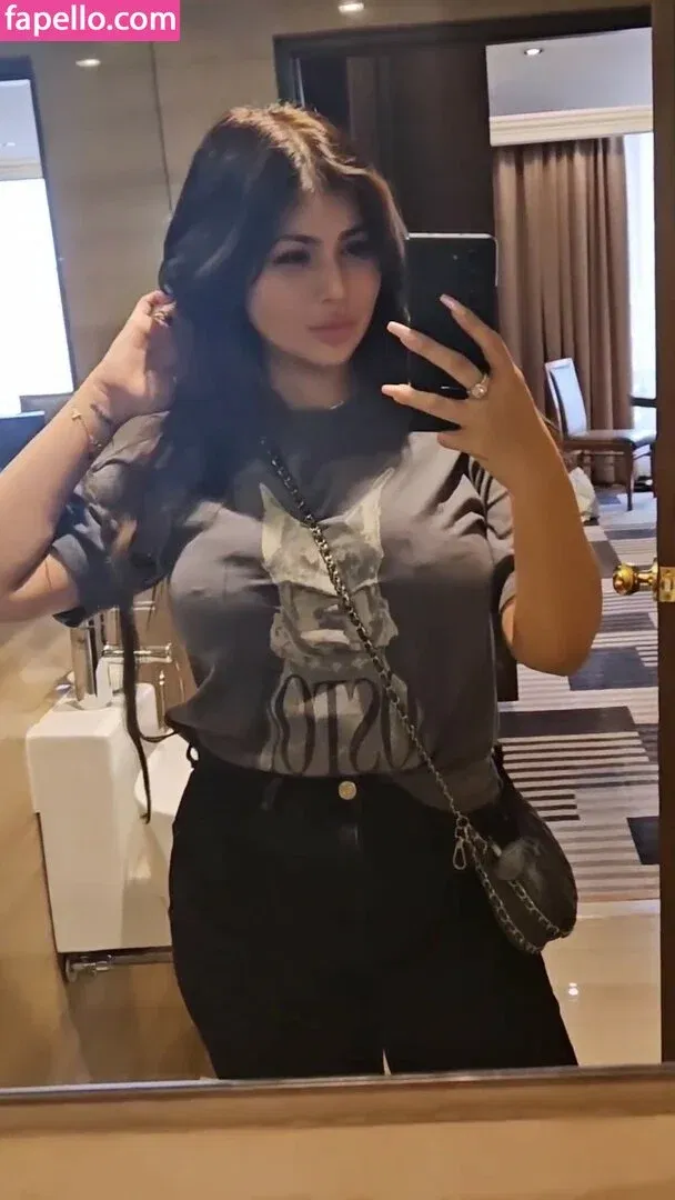 Ayesha Takia Onlyfans Photo Gallery 