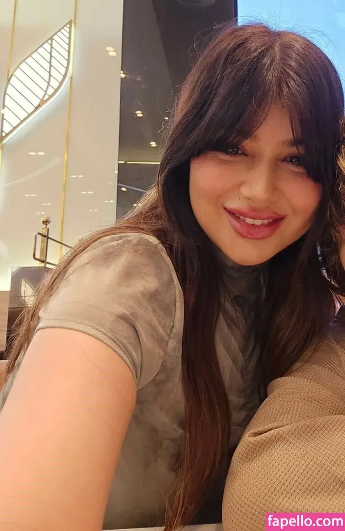 Ayesha Takia Onlyfans Photo Gallery 