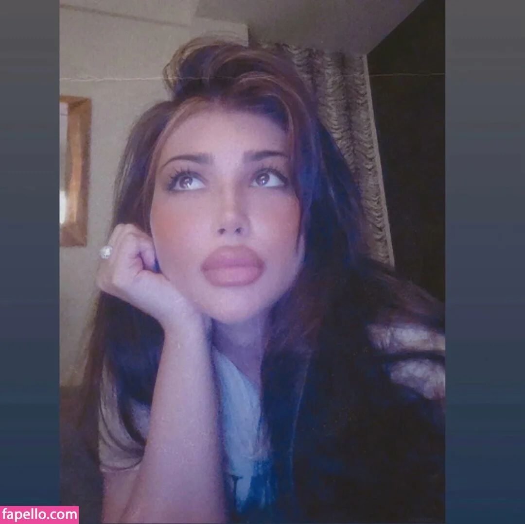 Ayesha Takia Onlyfans Photo Gallery 