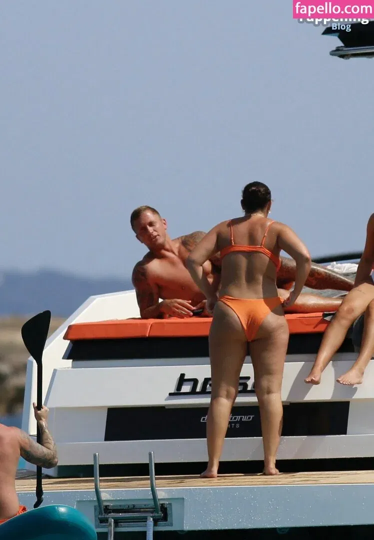 Juke SG Onlyfans Photo Gallery 