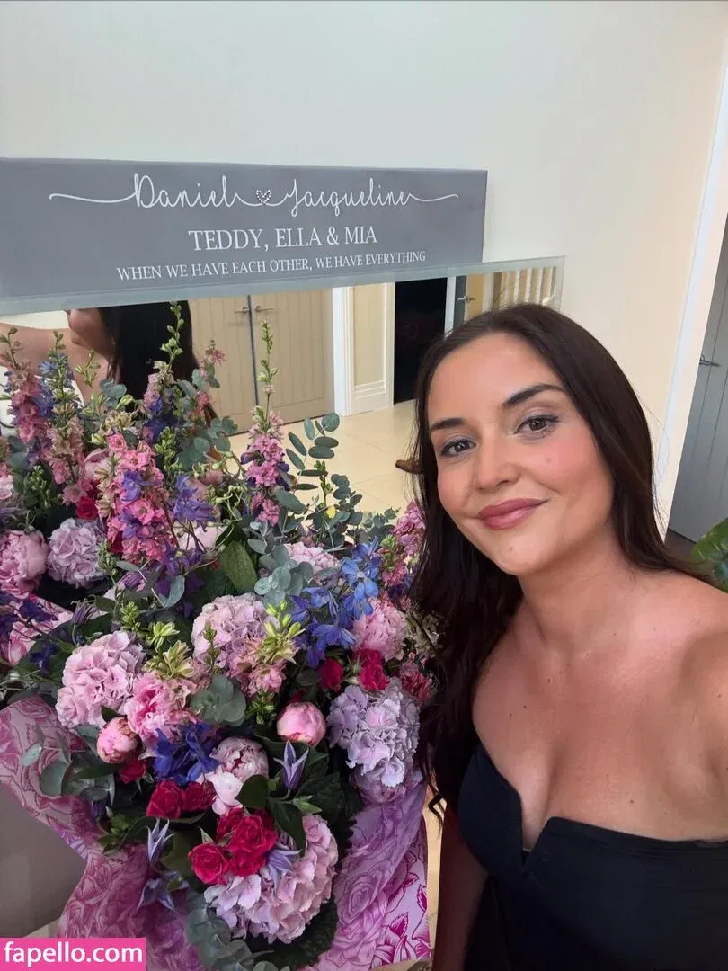 Juke SG Onlyfans Photo Gallery 