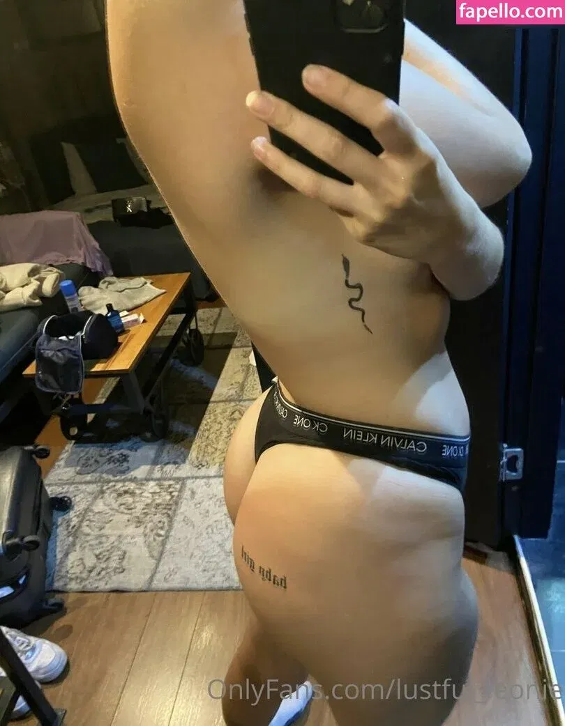 lustful_leonie Onlyfans Photo Gallery 