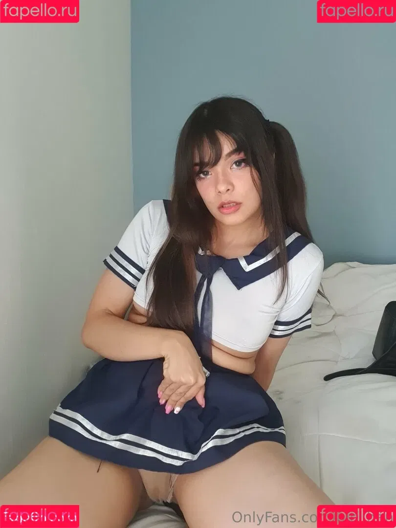 Airi_han Onlyfans Photo Gallery 