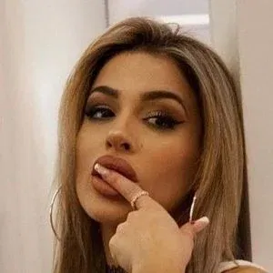 Airi_han Onlyfans Photo Gallery 