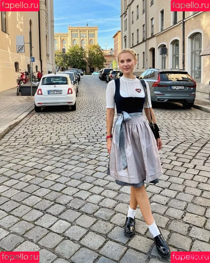 Pauline Angert Onlyfans Photo Gallery 