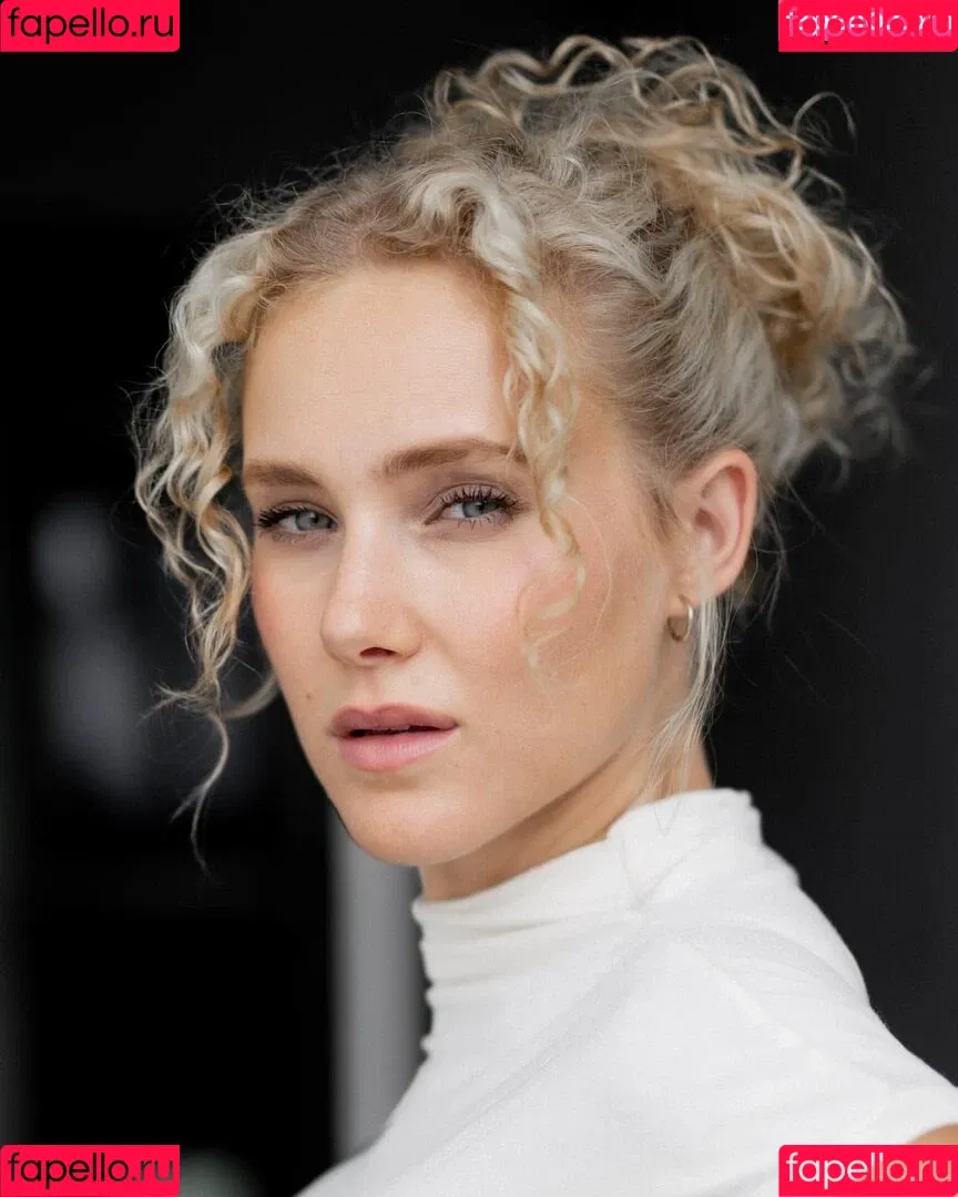 Pauline Angert Onlyfans Photo Gallery 