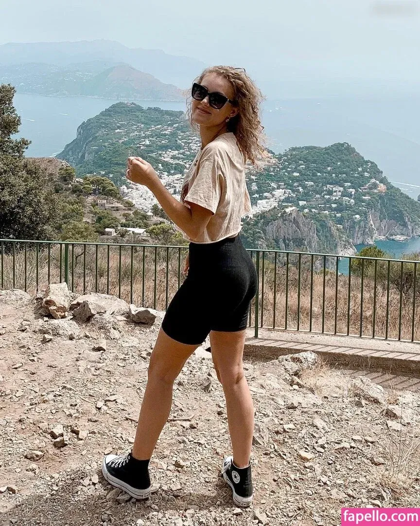 Pauline Angert Onlyfans Photo Gallery 