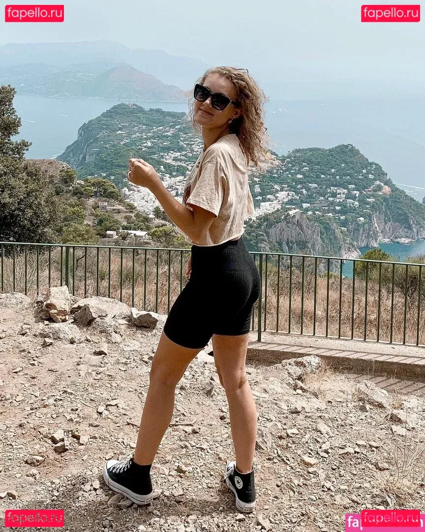 Pauline Angert Onlyfans Photo Gallery 