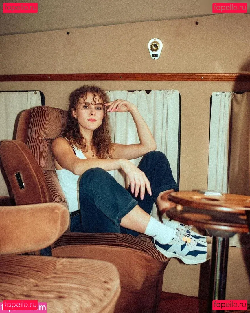 Pauline Angert Onlyfans Photo Gallery 