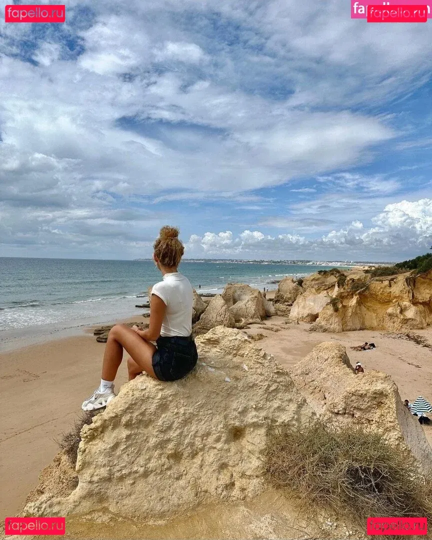 Pauline Angert Onlyfans Photo Gallery 