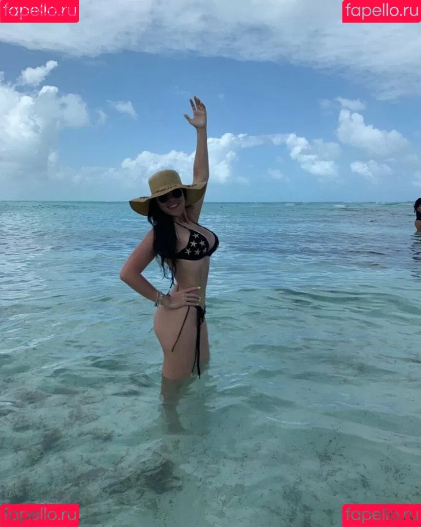 Samantha L Onlyfans Photo Gallery 