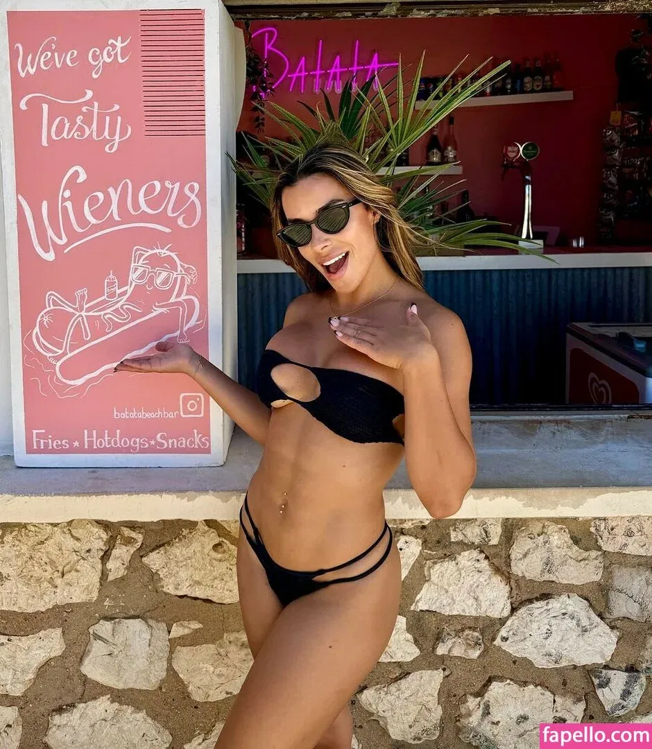 Nacya Marreiro Onlyfans Photo Gallery 