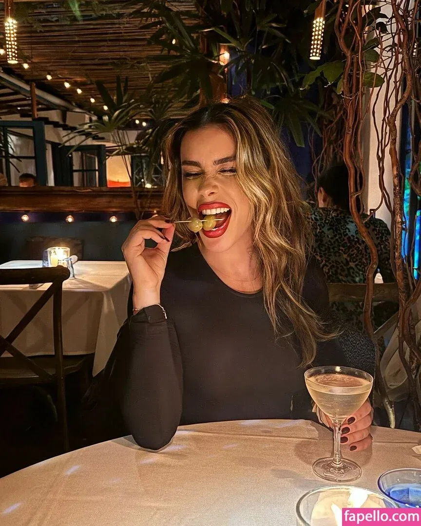 Nacya Marreiro Onlyfans Photo Gallery 