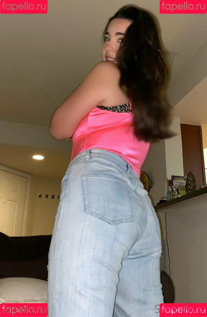 skirtsowo Onlyfans Photo Gallery 