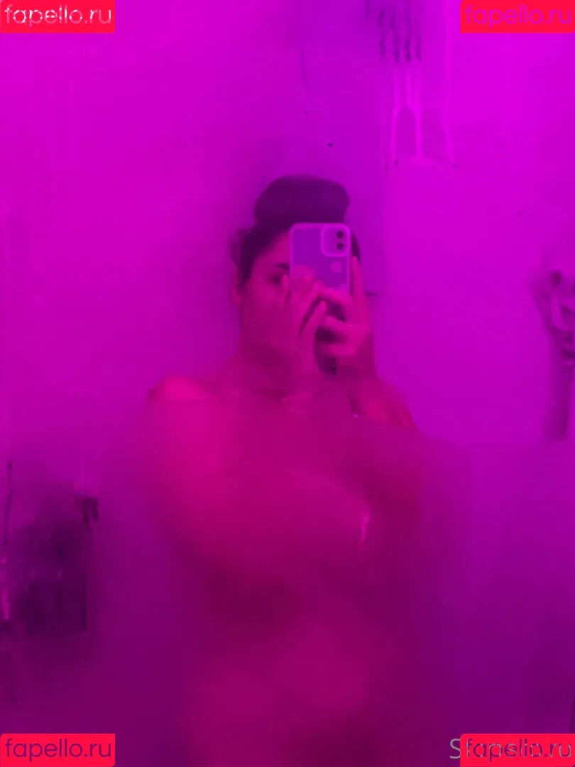 skirtsowo Onlyfans Photo Gallery 