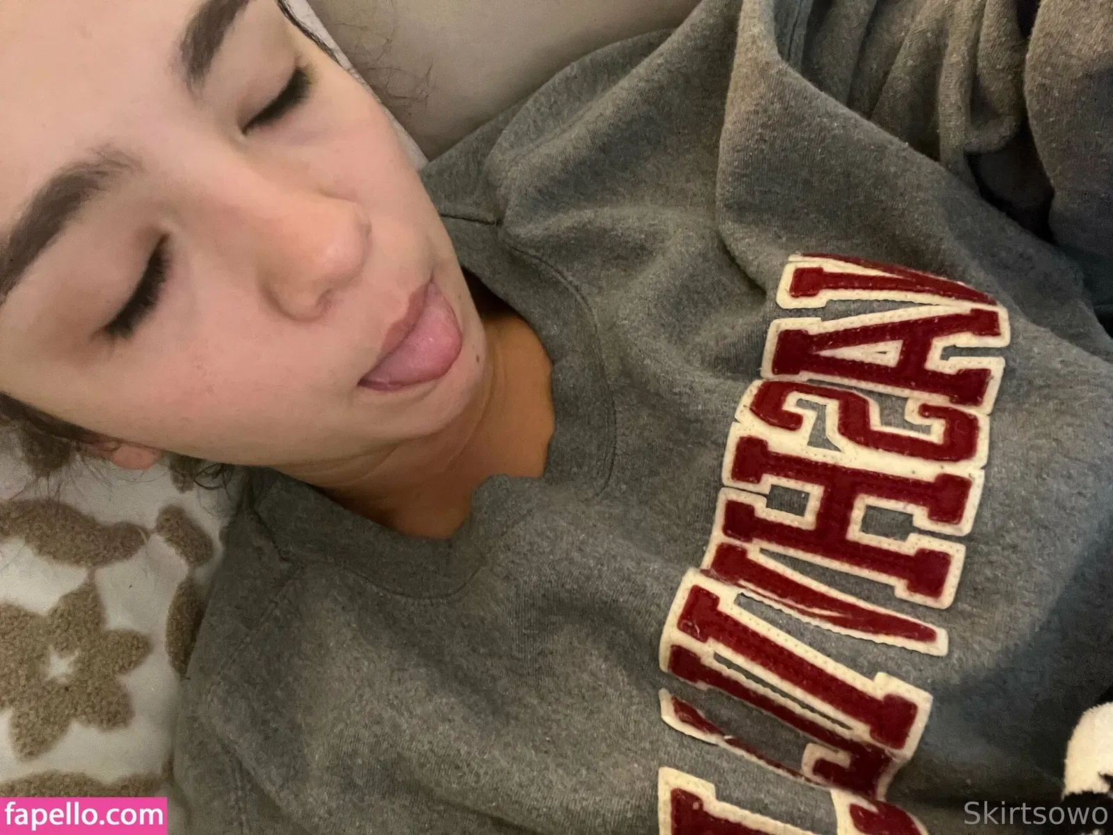 skirtsowo Onlyfans Photo Gallery 