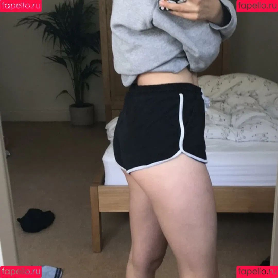 Emily Barrett Onlyfans Photo Gallery 