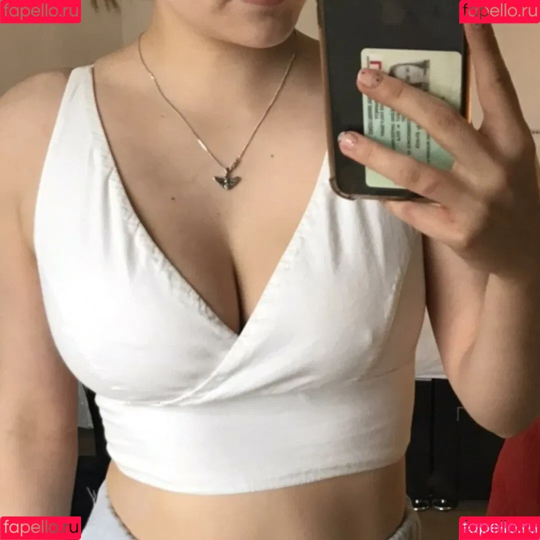 Emily Barrett Onlyfans Photo Gallery 