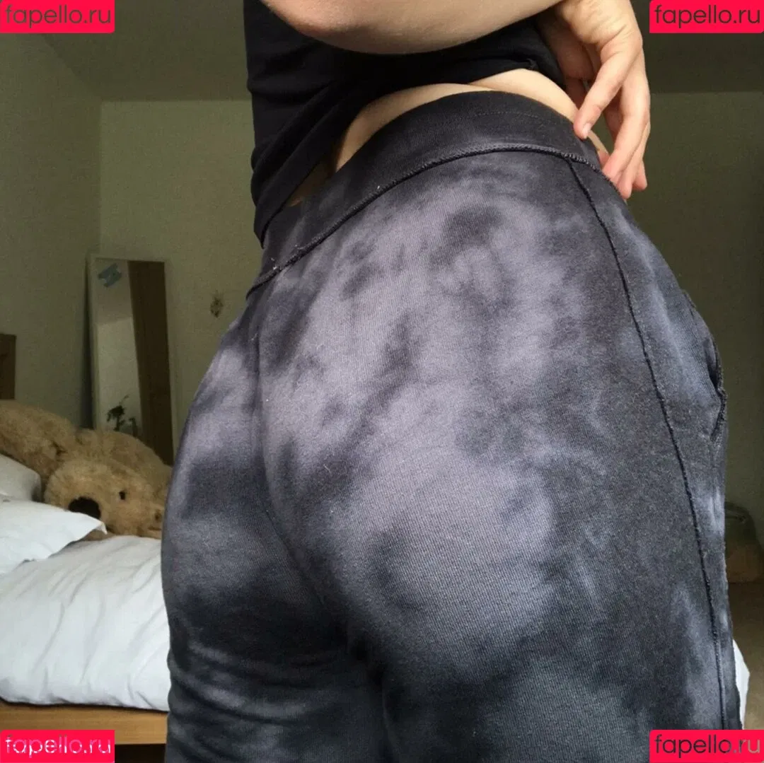 Emily Barrett Onlyfans Photo Gallery 