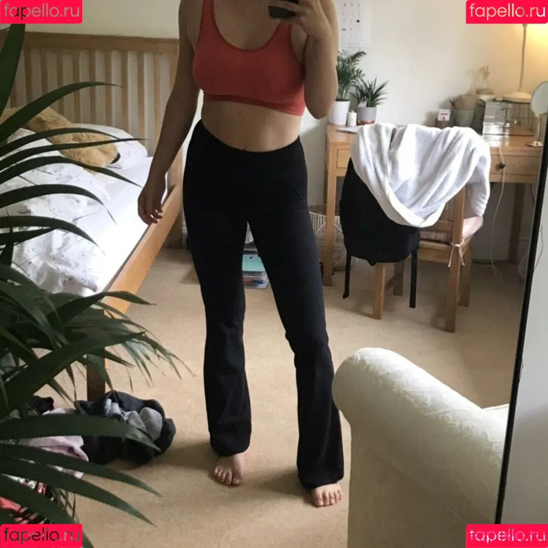 Emily Barrett Onlyfans Photo Gallery 
