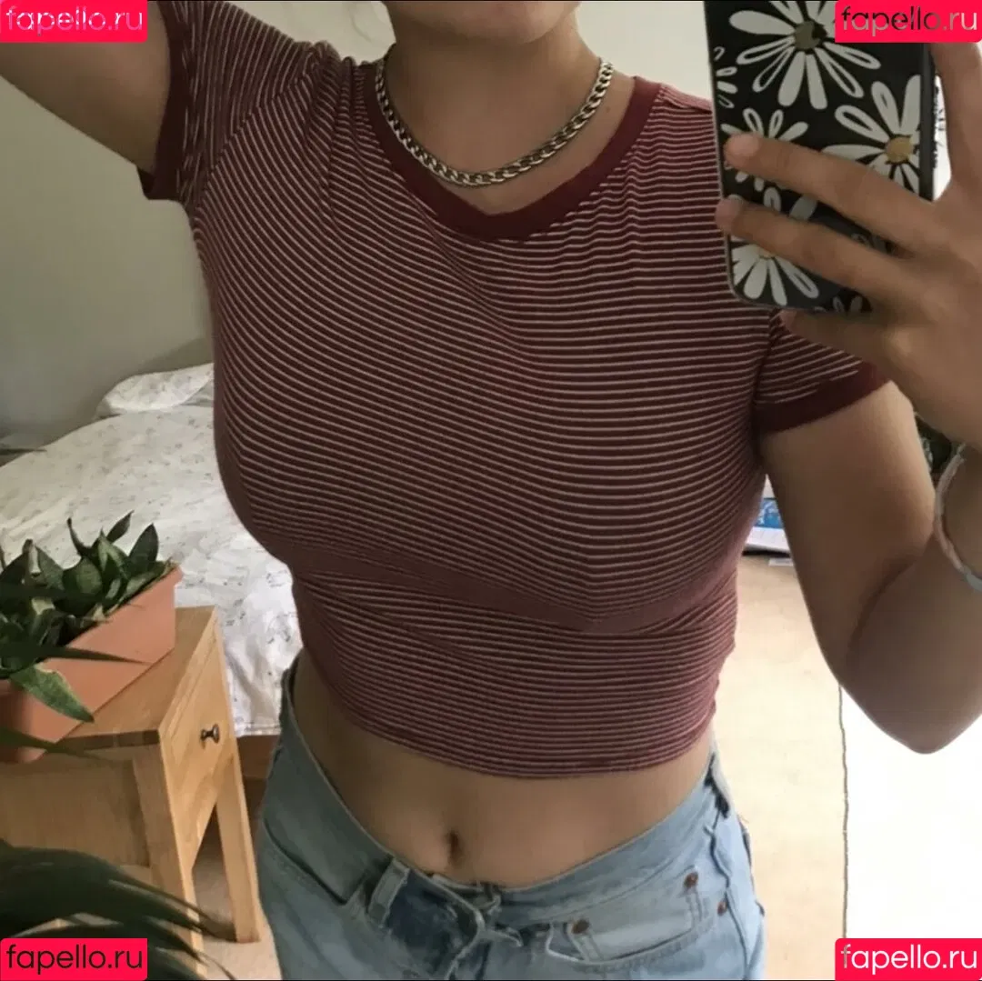 Emily Barrett Onlyfans Photo Gallery 