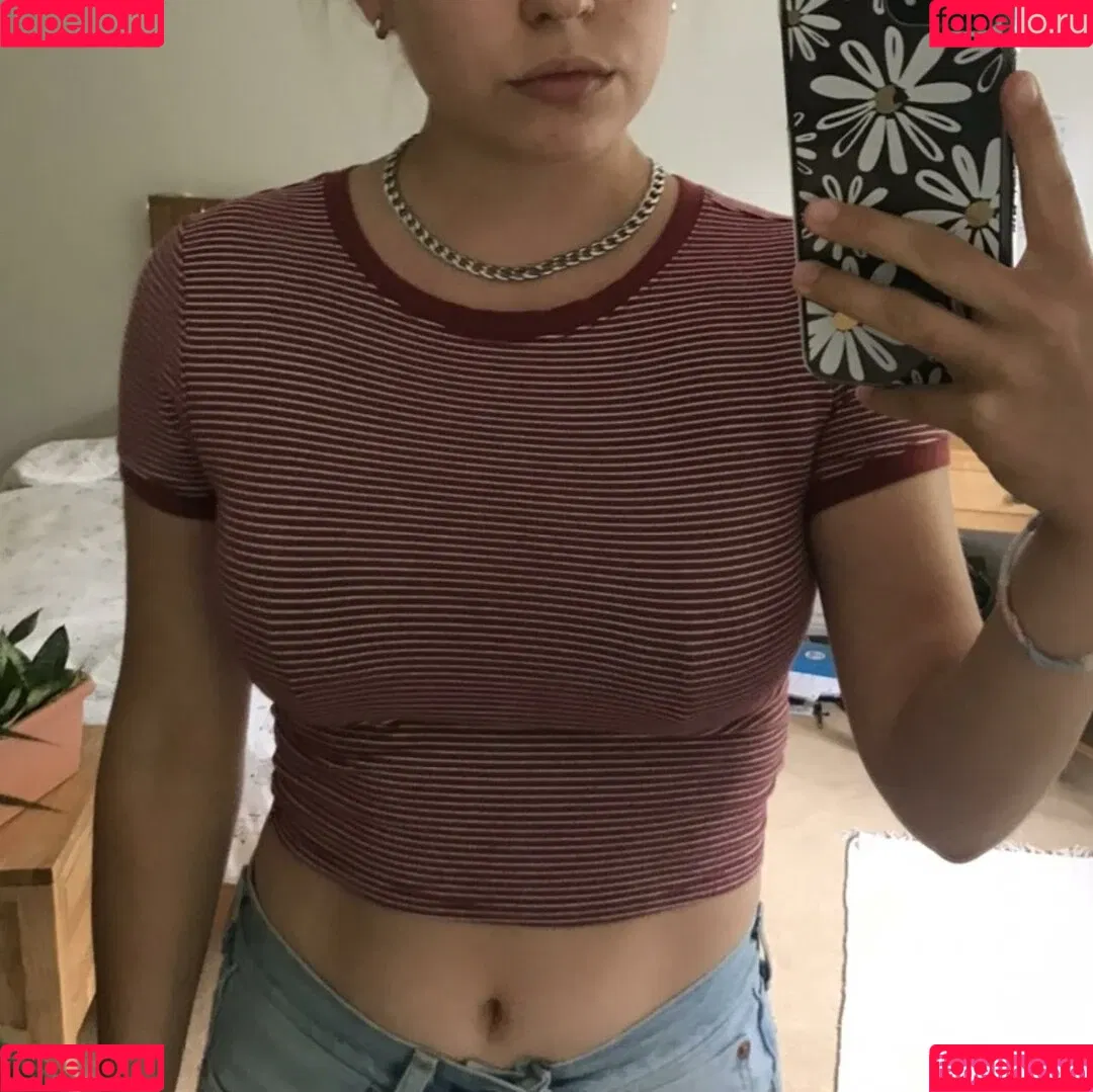Emily Barrett Onlyfans Photo Gallery 