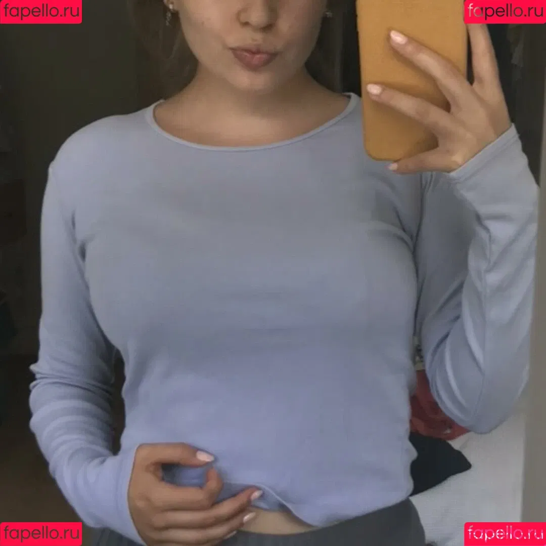 Emily Barrett Onlyfans Photo Gallery 