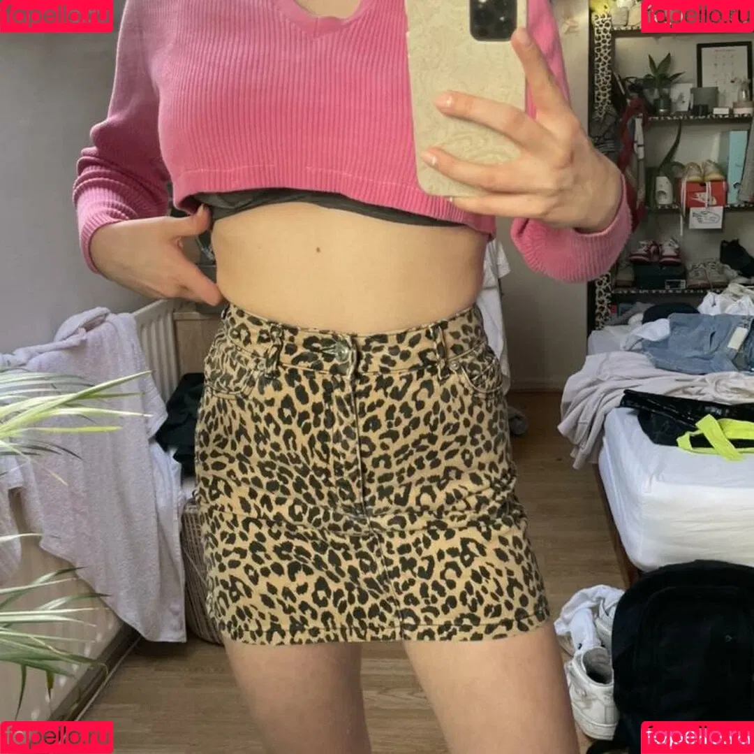 Emily Barrett Onlyfans Photo Gallery 