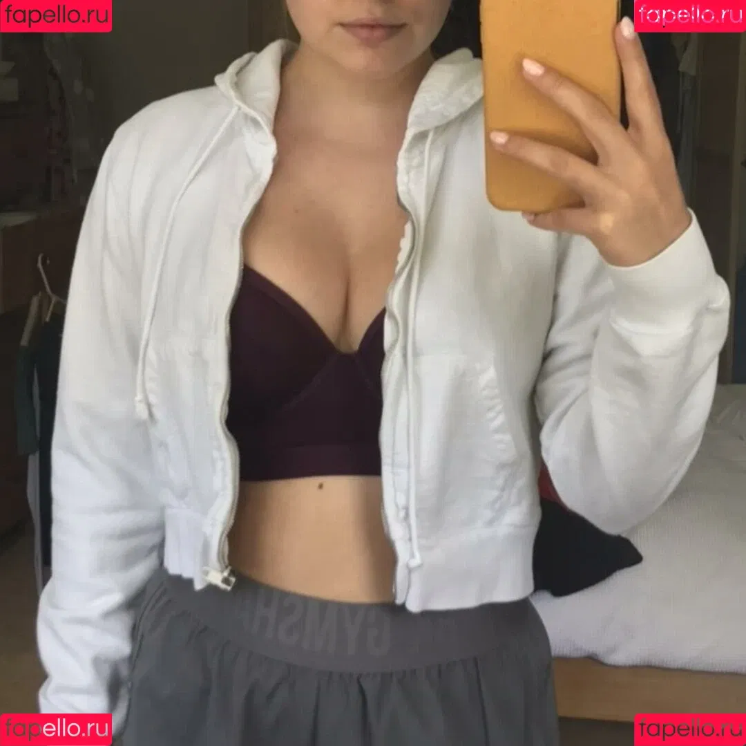 Emily Barrett Onlyfans Photo Gallery 