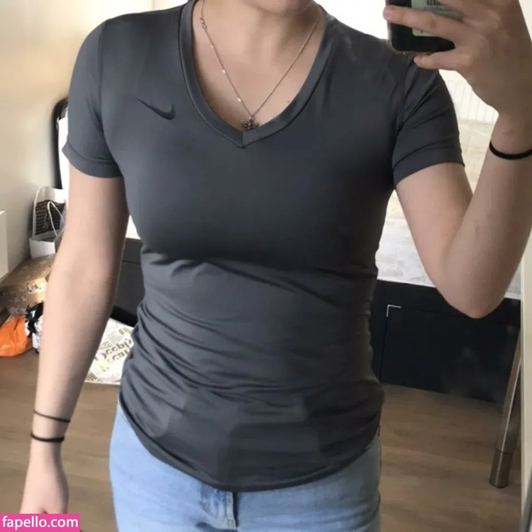 Emily Barrett Onlyfans Photo Gallery 