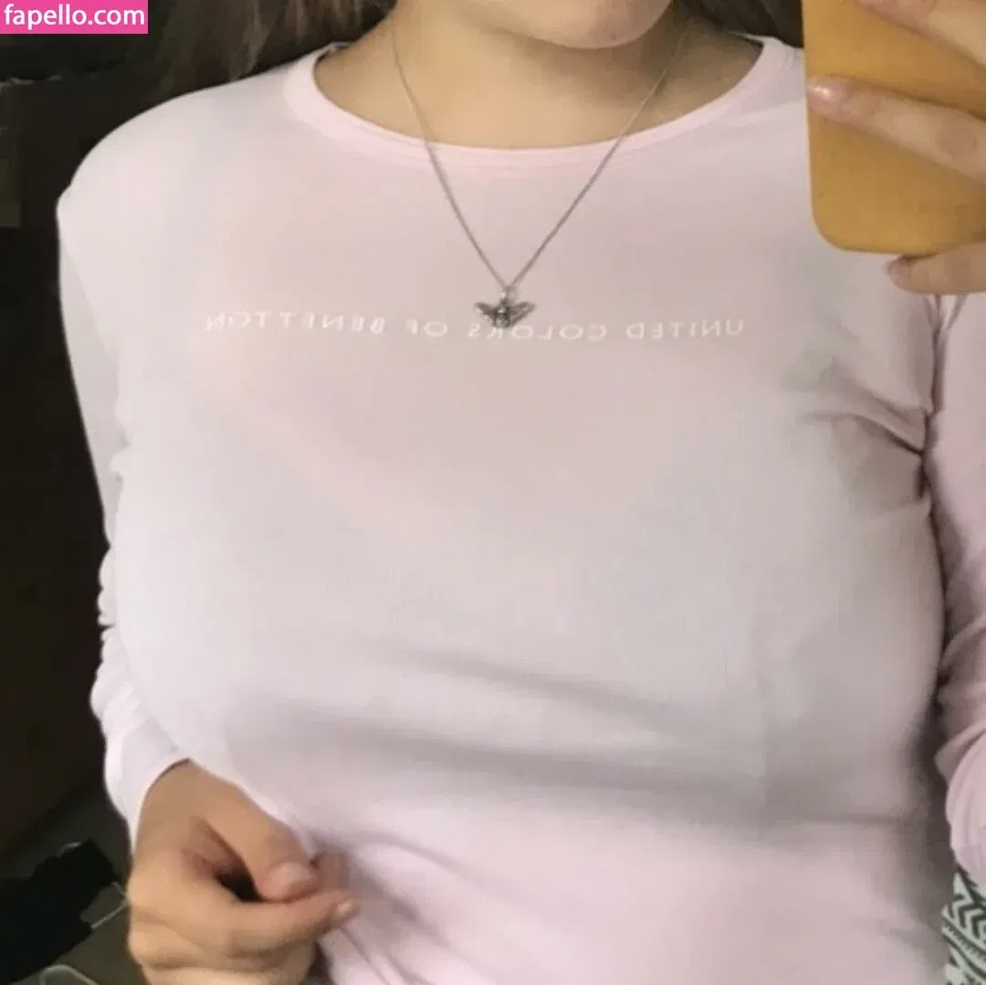 Emily Barrett Onlyfans Photo Gallery 