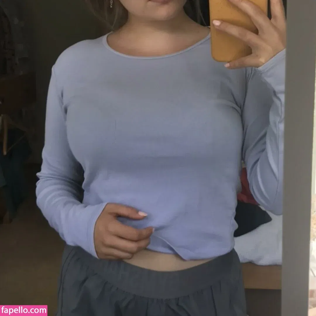 Emily Barrett Onlyfans Photo Gallery 