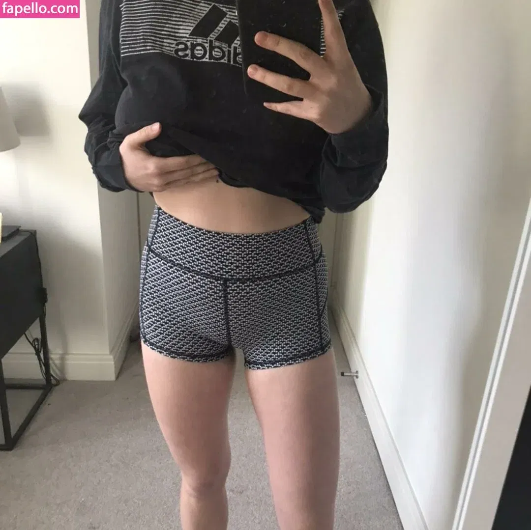 Emily Barrett Onlyfans Photo Gallery 