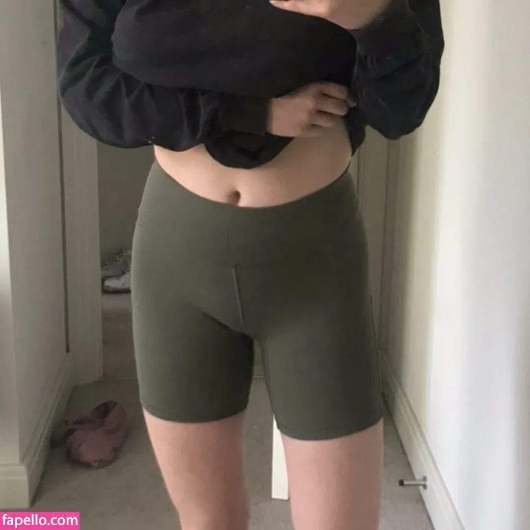 Emily Barrett Onlyfans Photo Gallery 