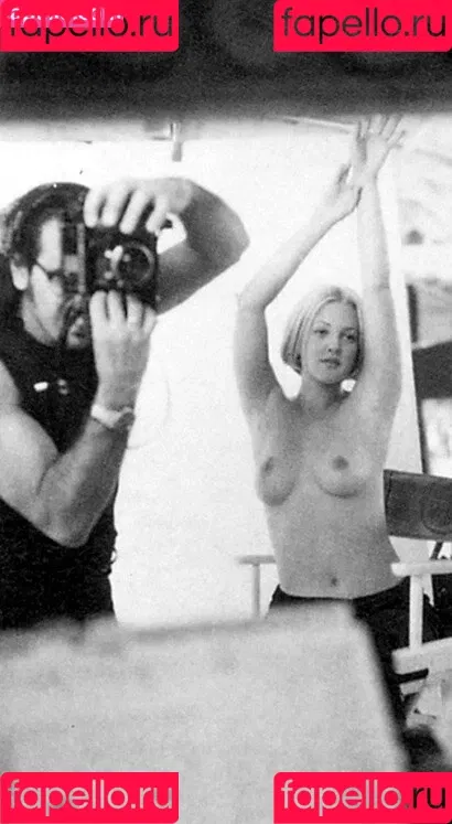 Drew Barrymore Onlyfans Photo Gallery 