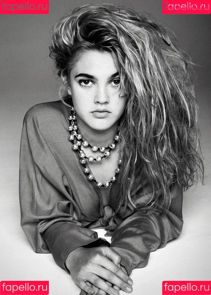 Drew Barrymore Onlyfans Photo Gallery 