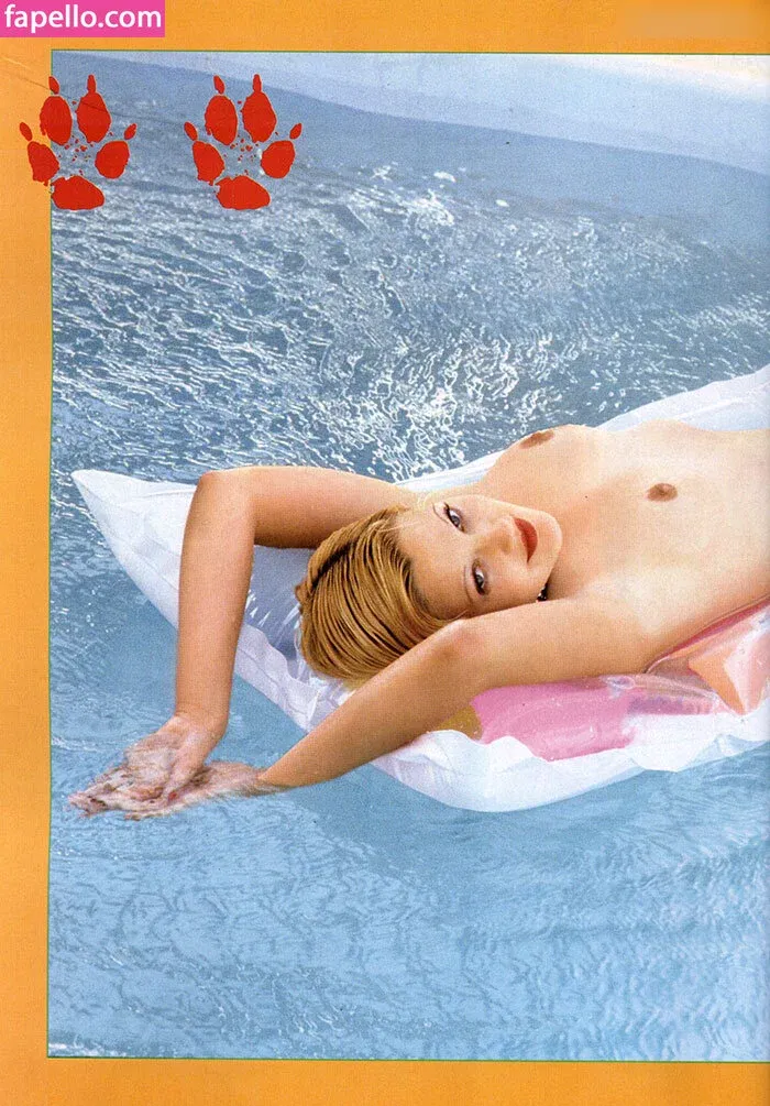 Drew Barrymore Onlyfans Photo Gallery 