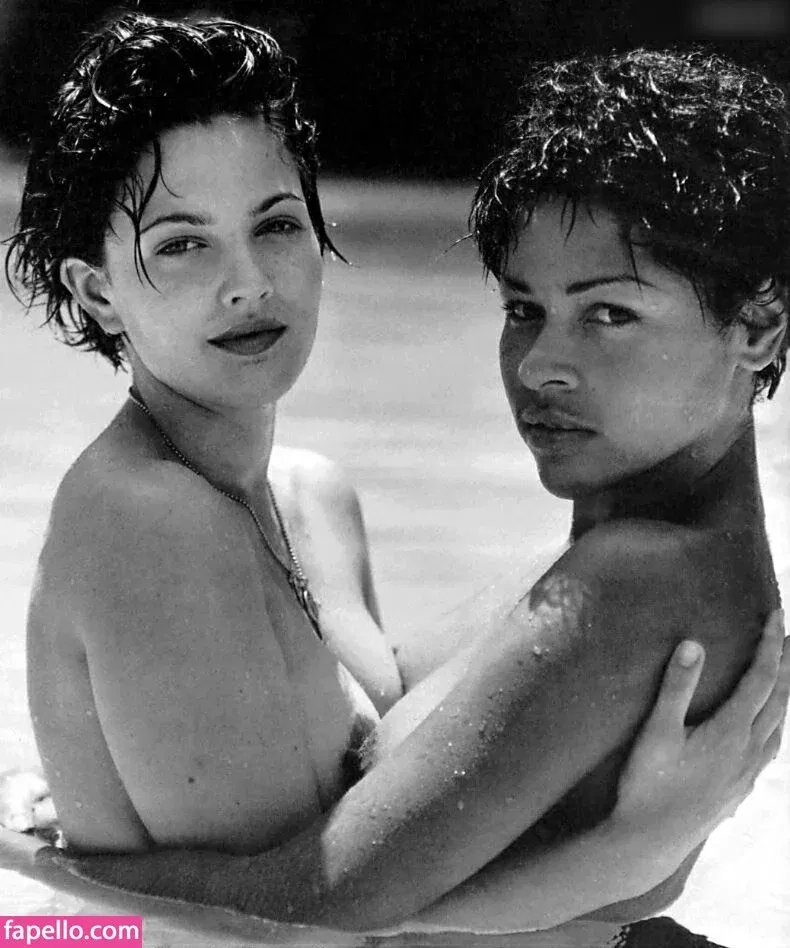 Drew Barrymore Onlyfans Photo Gallery 